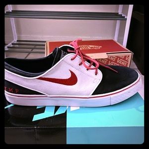 Custom Stephen Janoski Nike sb zoom 1 of a kind!